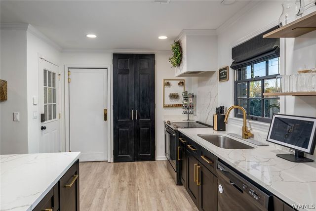 655 Woodridge, Tuscaloosa, AL 35406