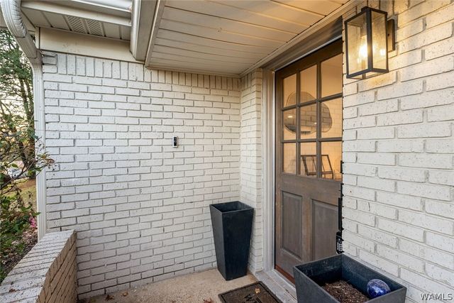 655 Woodridge, Tuscaloosa, AL 35406