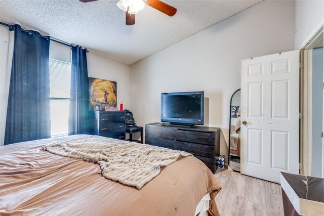 1415 Colonnade Drive, Arlington, TX 76018