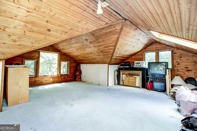 162 Peachtree Hills Avenue NE, Atlanta, GA 30305