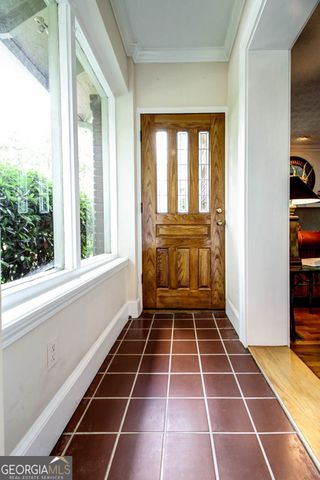 162 Peachtree Hills Avenue NE, Atlanta, GA 30305