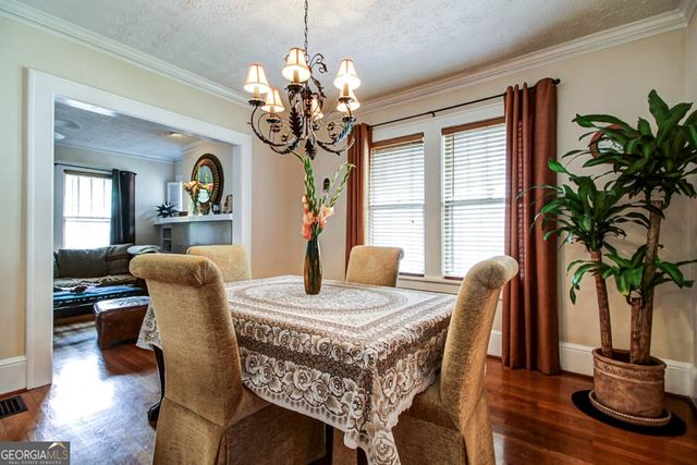 162 Peachtree Hills Avenue NE, Atlanta, GA 30305