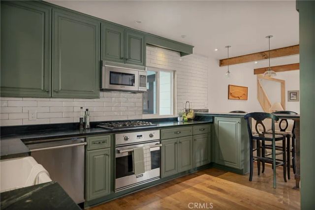 230 Hemlock Drive, Lake Arrowhead, CA 92352