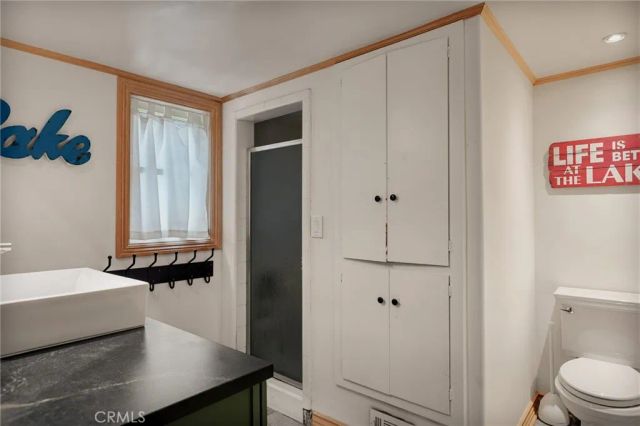 230 Hemlock Drive, Lake Arrowhead, CA 92352