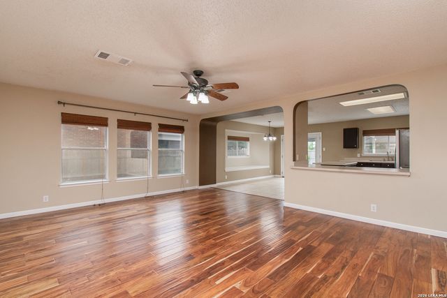 851 CAMEL BACK DR, New Braunfels, TX 78130