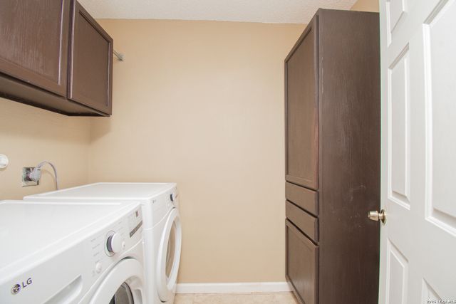 851 CAMEL BACK DR, New Braunfels, TX 78130
