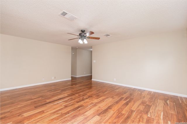 851 CAMEL BACK DR, New Braunfels, TX 78130