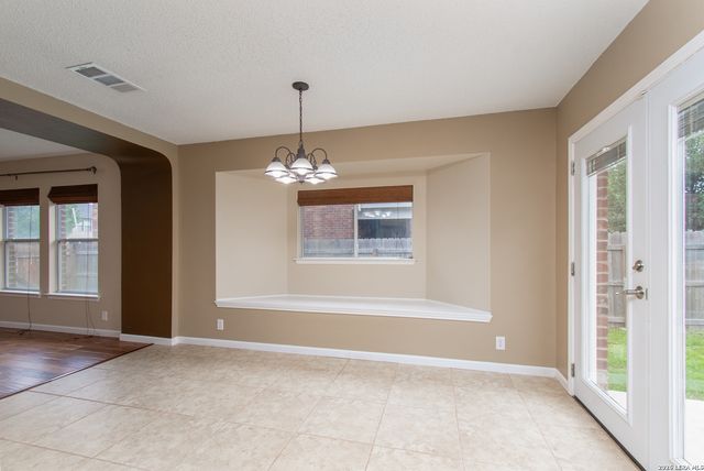 851 CAMEL BACK DR, New Braunfels, TX 78130