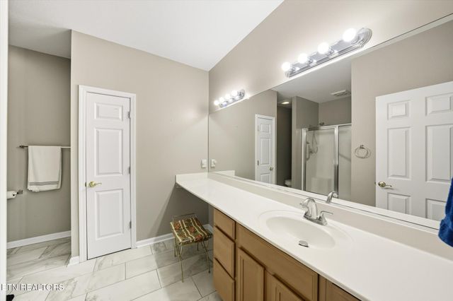 7113 Winter Oaks Way 13, Knoxville, TN 37918