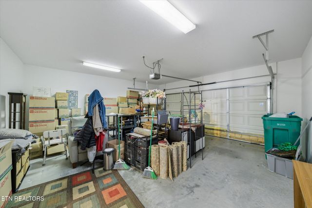 7113 Winter Oaks Way 13, Knoxville, TN 37918