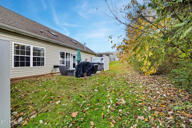 7113 Winter Oaks Way 13, Knoxville, TN 37918