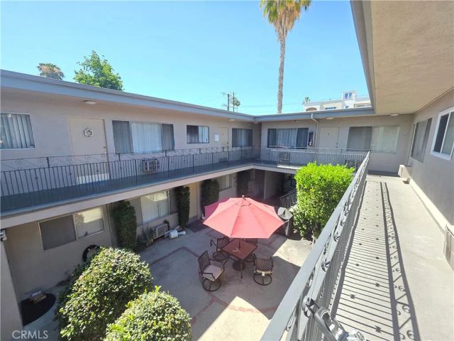 15436 Vanowen 9, Van Nuys, CA 91406