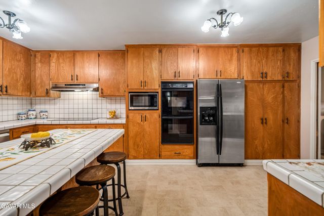 1734 W Lancaster Boulevard, Lancaster, CA 93534