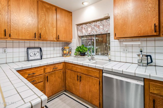 1734 W Lancaster Boulevard, Lancaster, CA 93534