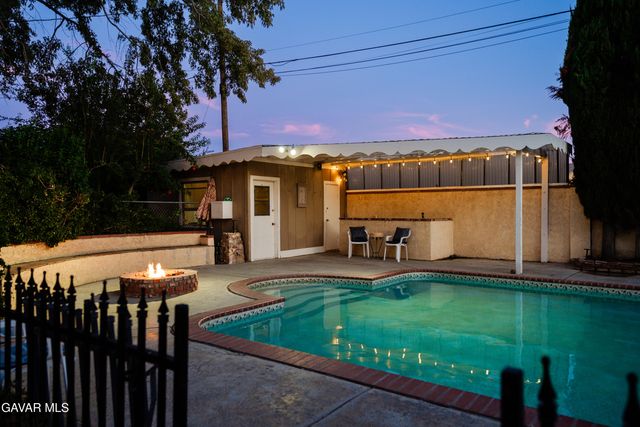 1734 W Lancaster Boulevard, Lancaster, CA 93534