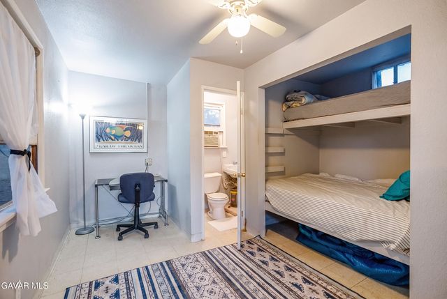 1734 W Lancaster Boulevard, Lancaster, CA 93534