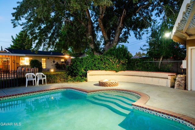 1734 W Lancaster Boulevard, Lancaster, CA 93534