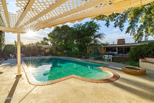 1734 W Lancaster Boulevard, Lancaster, CA 93534