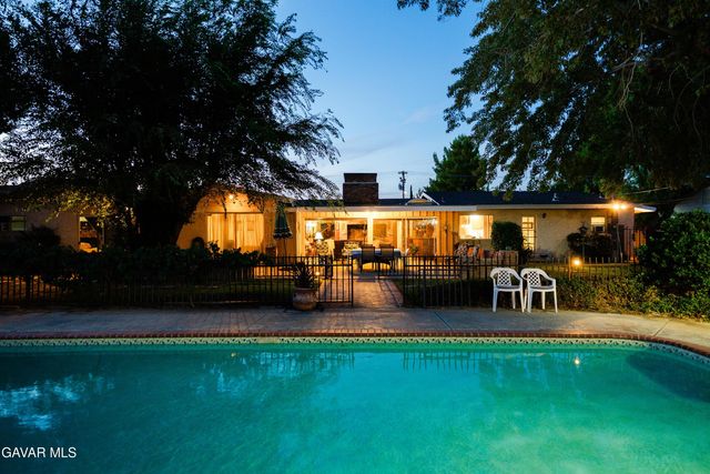 1734 W Lancaster Boulevard, Lancaster, CA 93534