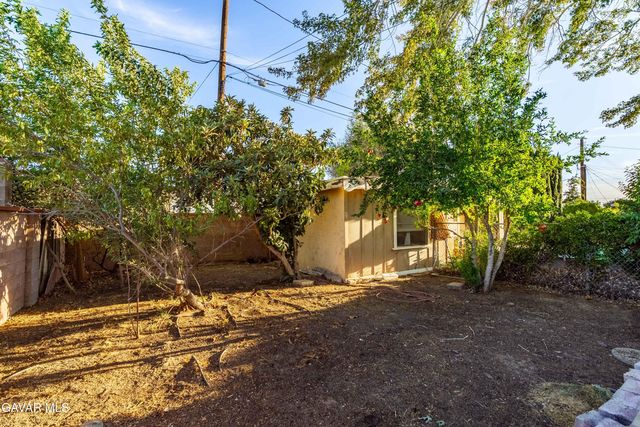 1734 W Lancaster Boulevard, Lancaster, CA 93534