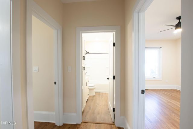 407 & 409 Poplar Street, Bristol, TN 37620