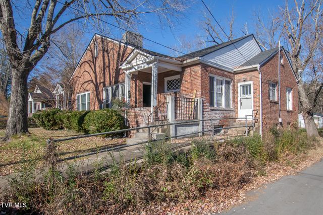 407 & 409 Poplar Street, Bristol, TN 37620