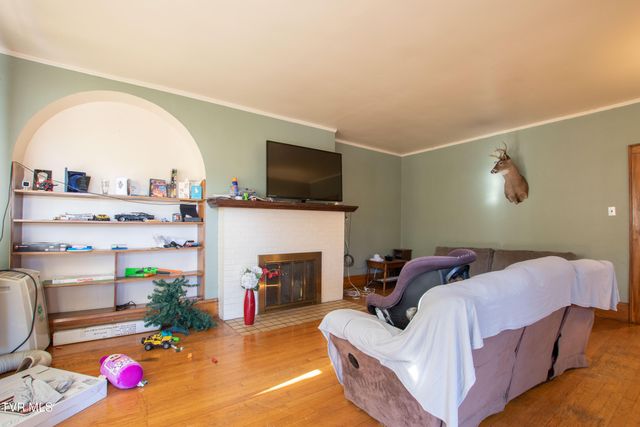 407 & 409 Poplar Street, Bristol, TN 37620