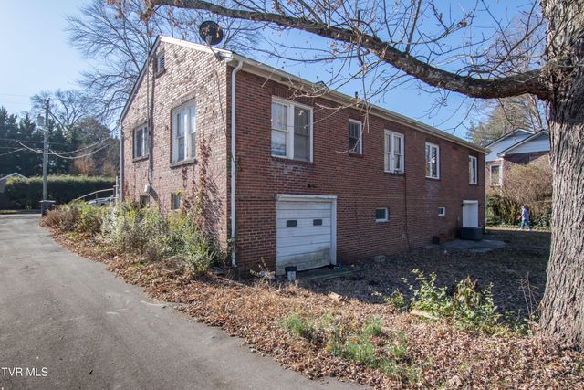 407 & 409 Poplar Street, Bristol, TN 37620