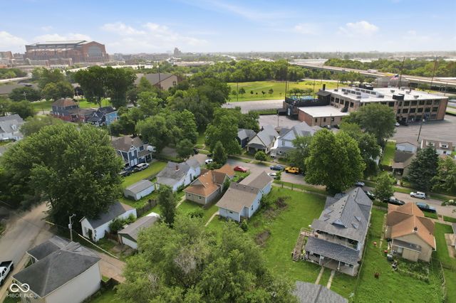 828 River Avenue, Indianapolis, IN 46221