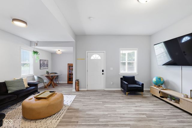 828 River Avenue, Indianapolis, IN 46221