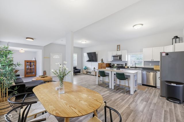 828 River Avenue, Indianapolis, IN 46221