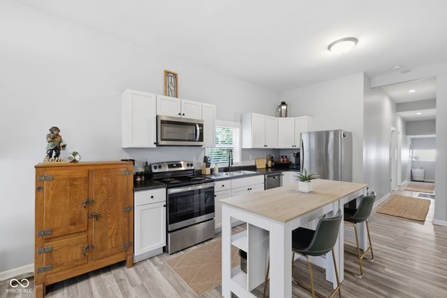 828 River Avenue, Indianapolis, IN 46221