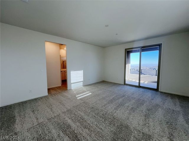 1598 Crested Eagle Street, Las Vegas, NV 89138