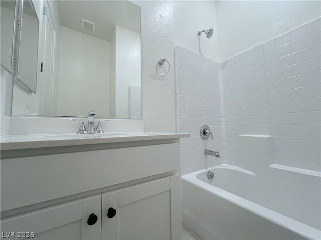 1598 Crested Eagle Street, Las Vegas, NV 89138