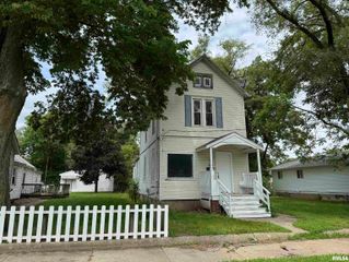 1009 W SMITH Street, Peoria, IL 61605