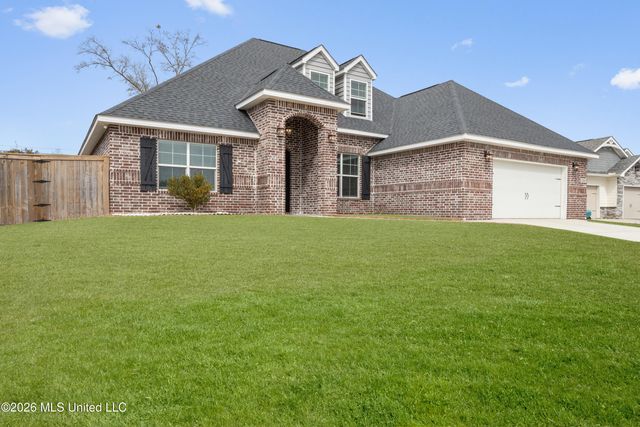 3004 Rue Acadian Gardens, D'iberville, MS 39540