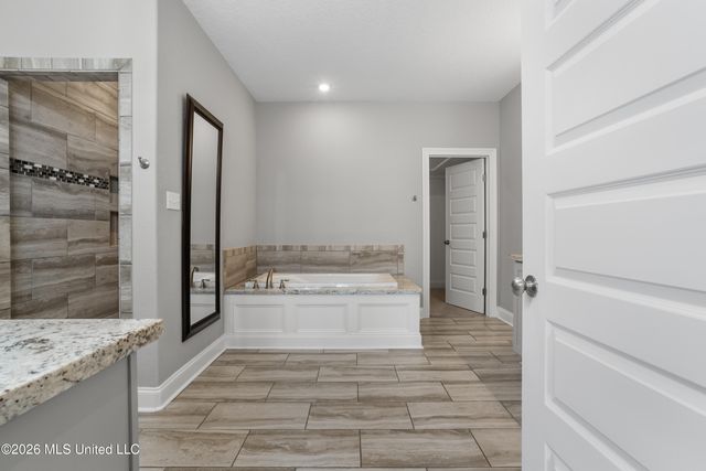 3004 Rue Acadian Gardens, D'iberville, MS 39540