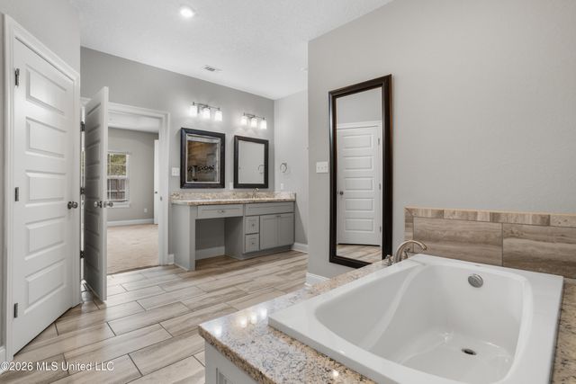 3004 Rue Acadian Gardens, D'iberville, MS 39540