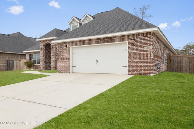 3004 Rue Acadian Gardens, D'iberville, MS 39540