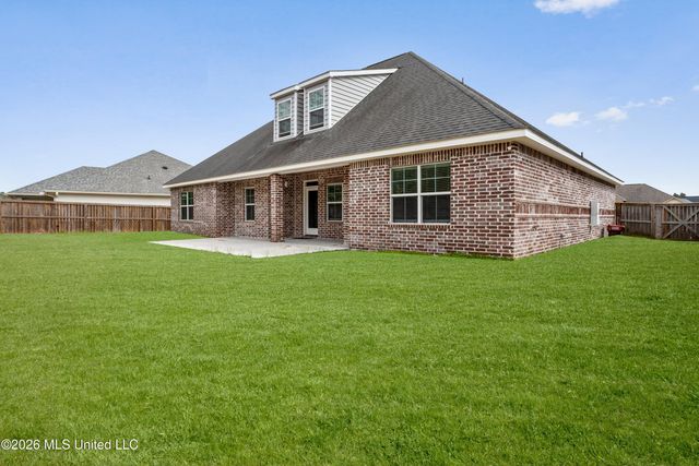 3004 Rue Acadian Gardens, D'iberville, MS 39540