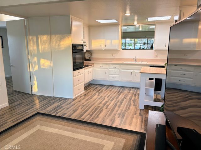 1460 Pelham Road M5-106F, Seal Beach, CA 90740