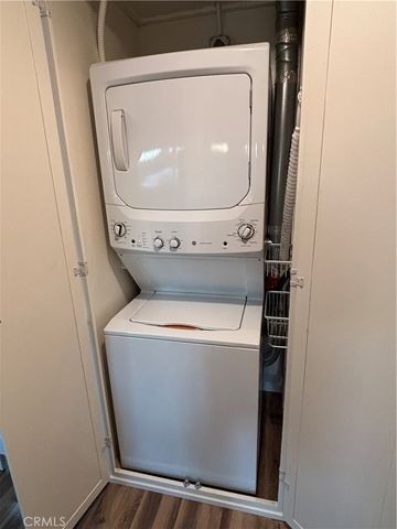 1460 Pelham Road M5-106F, Seal Beach, CA 90740