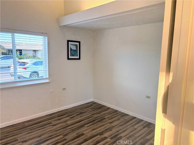 1460 Pelham Road M5-106F, Seal Beach, CA 90740