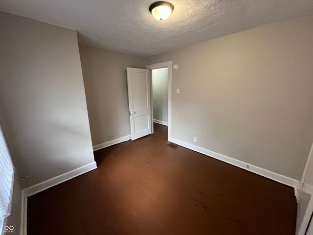 4218 Carrollton Avenue, Indianapolis, IN 46205