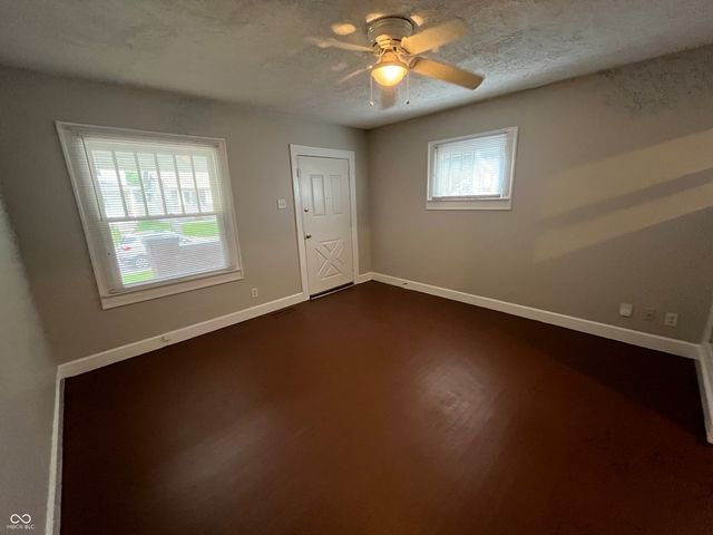 4218 Carrollton Avenue, Indianapolis, IN 46205