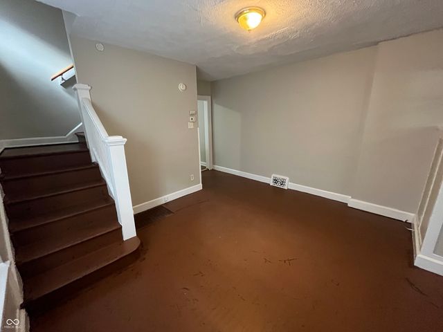 4218 Carrollton Avenue, Indianapolis, IN 46205