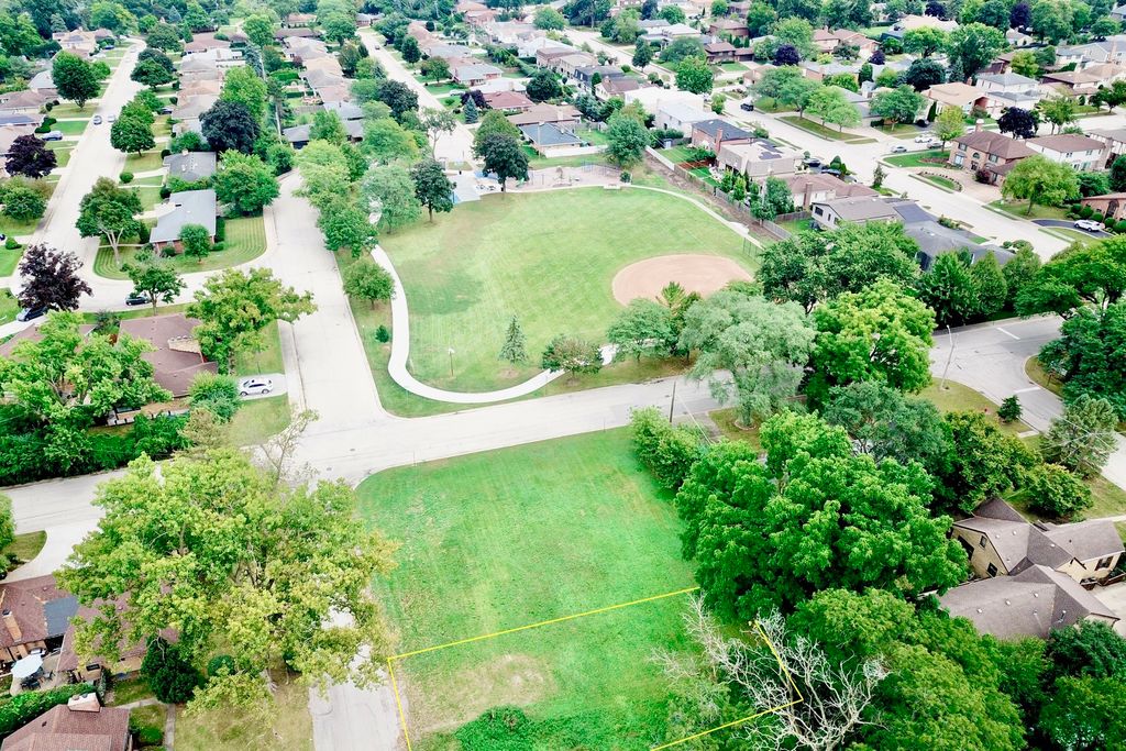 6607 Palma Lane, Morton Grove, IL 60053 — photo 4