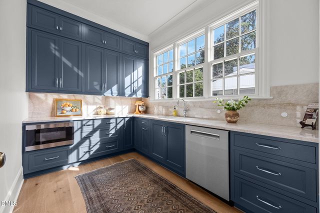 126 E Drewry Lane, Raleigh, NC 27609