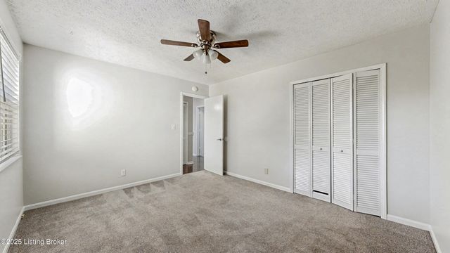 8209 Vaughn Mill Rd, Louisville, KY 40228