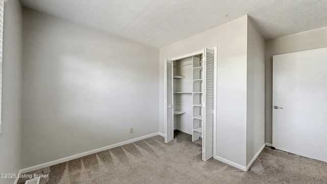 8209 Vaughn Mill Rd, Louisville, KY 40228